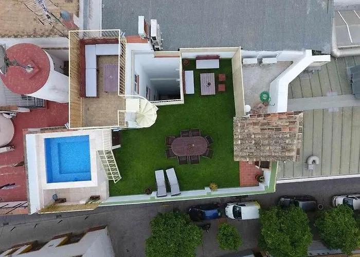 Gran Casa Con Piscina , Centro De .vistas 펜션 *